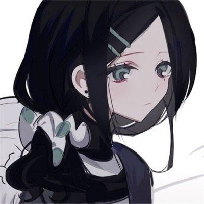 女子称被送金镯子但没被尊重想离婚